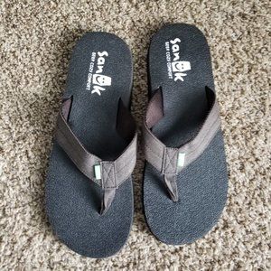 Sanuk Flip Flops Beer Cozy Comfort